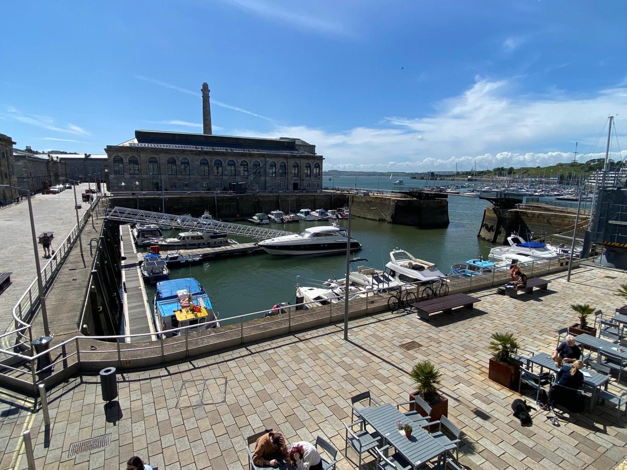 Royal William Yard Apartments Plymouth Habitación foto